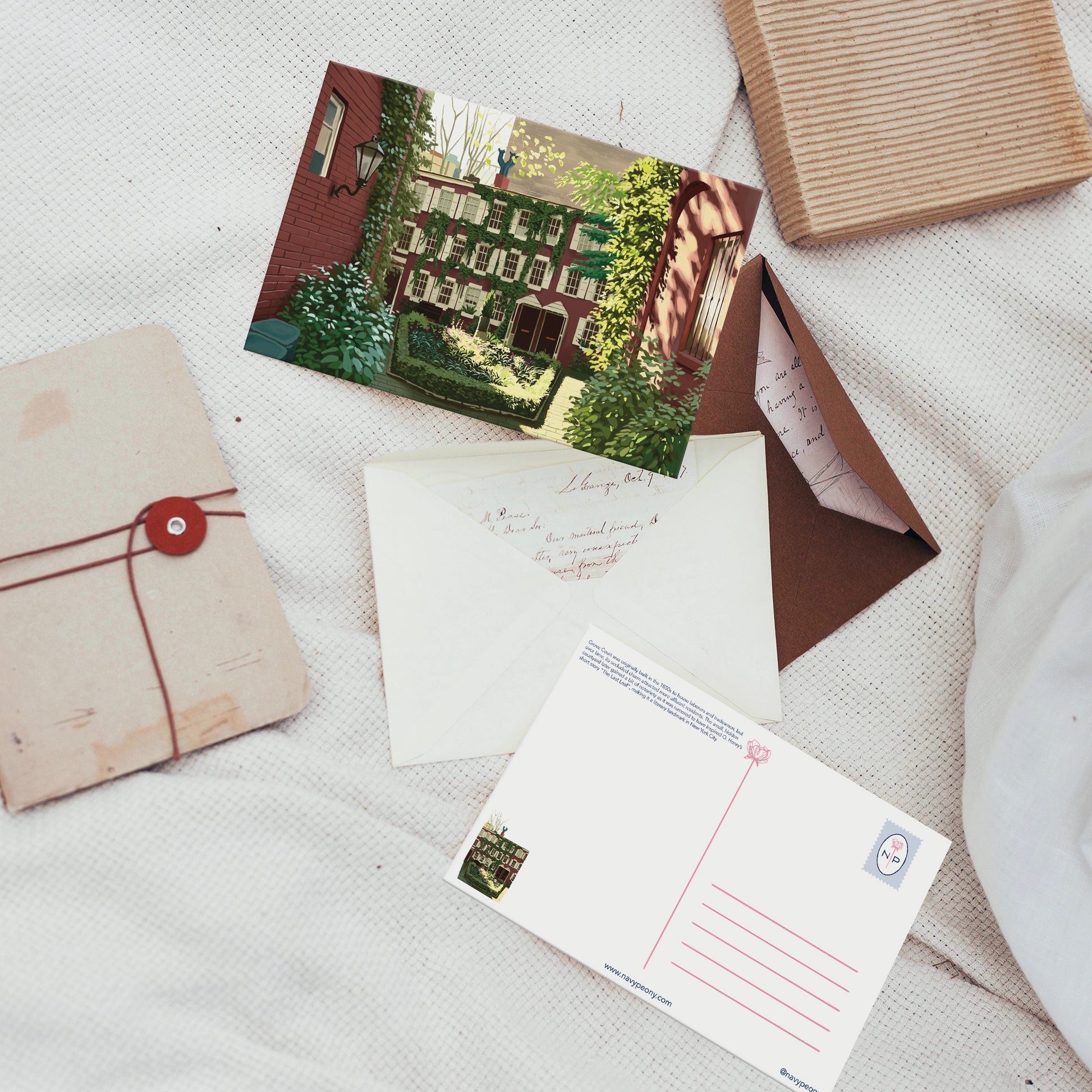 New York City Travel Postcards 4x6 Inches, 12 Pieces, 4 Designs