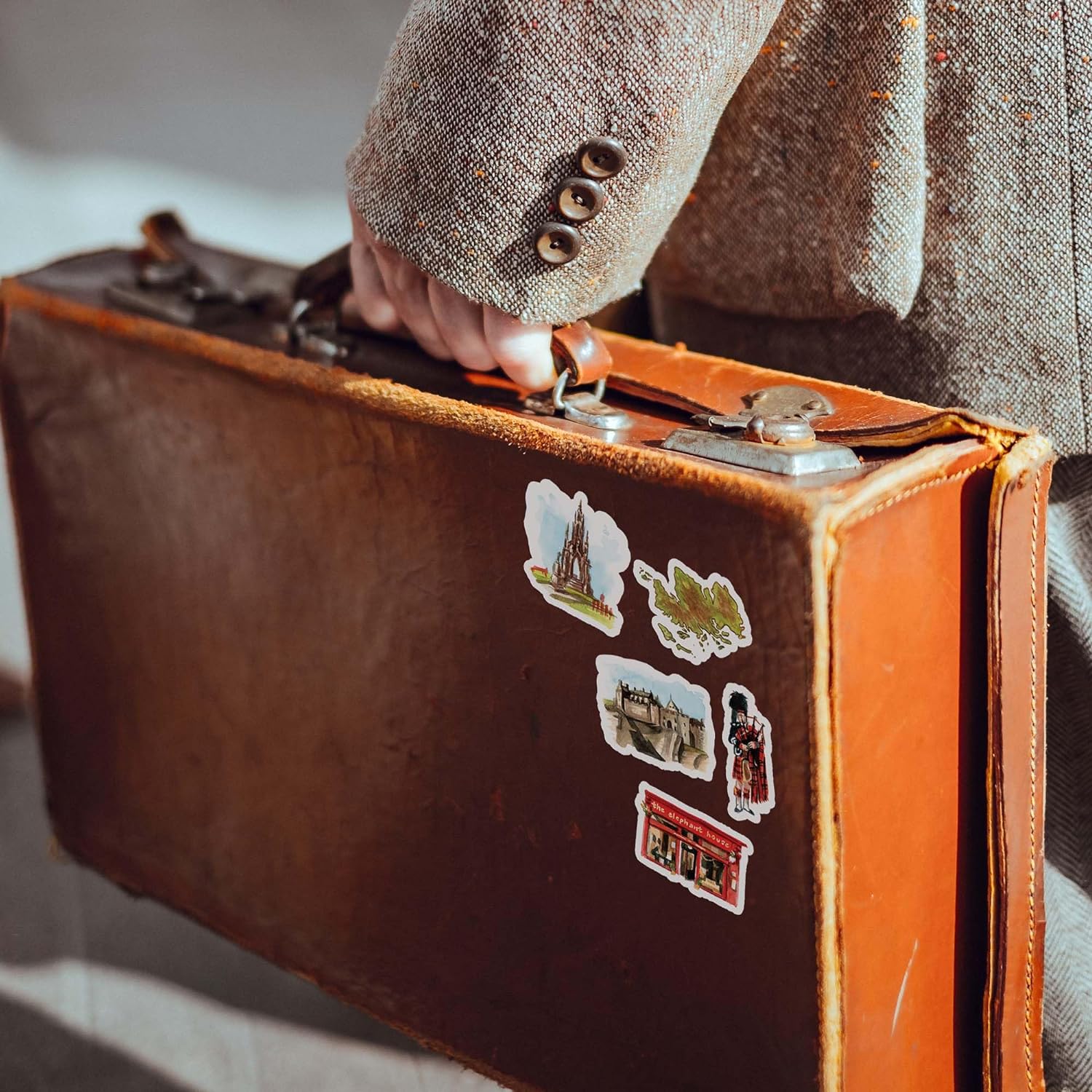 Majestic Scotland Travel Stickers (30pcs)