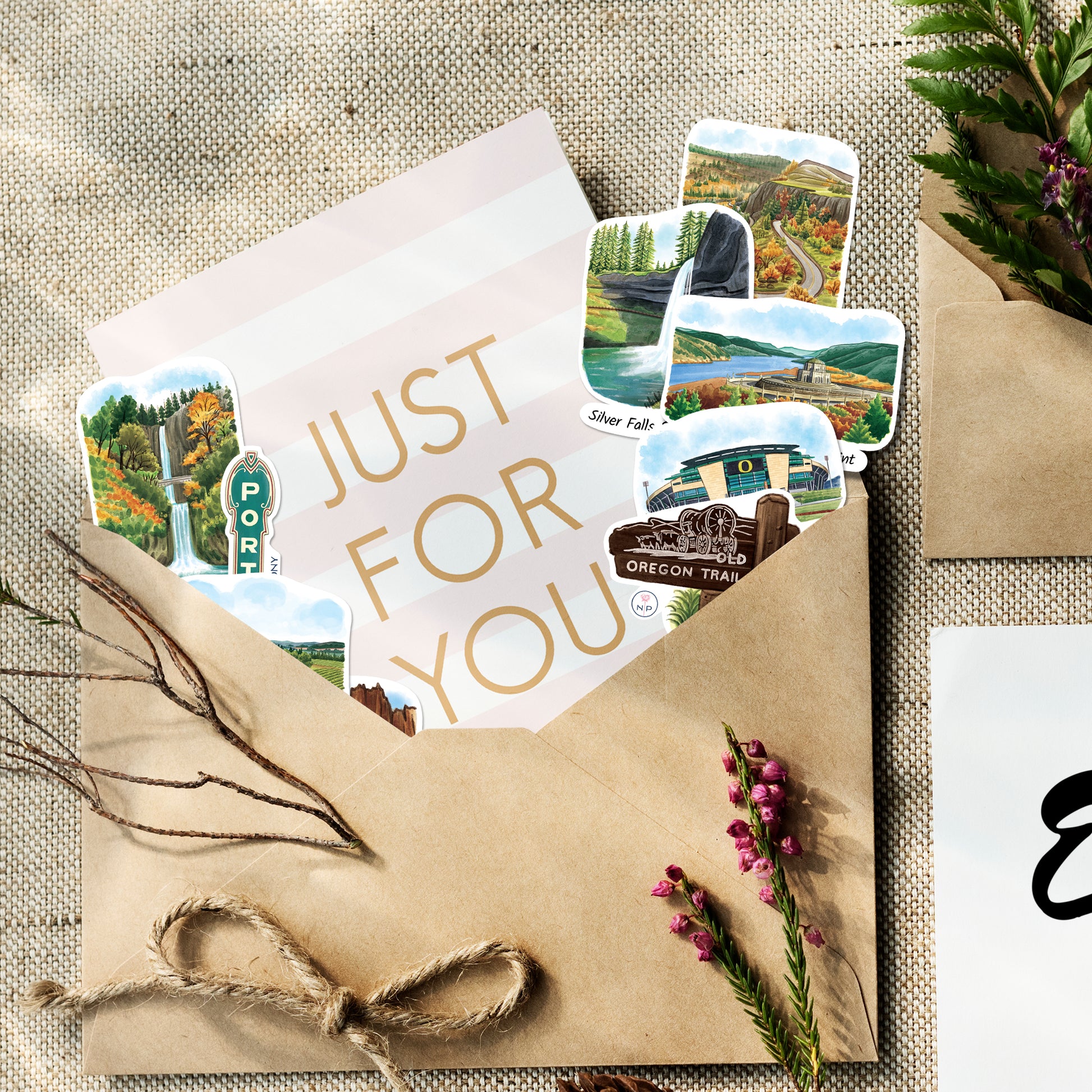 Breathtaking Oregon Travel Stickers (28pcs)